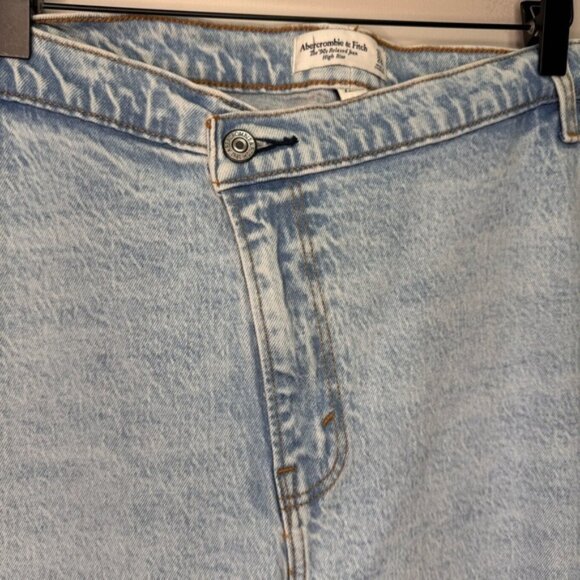 Abercrombie Fitch Curve Love Criss Cross 90s Relaxed Jean High Rise Size 24 - Picture 7 of 16